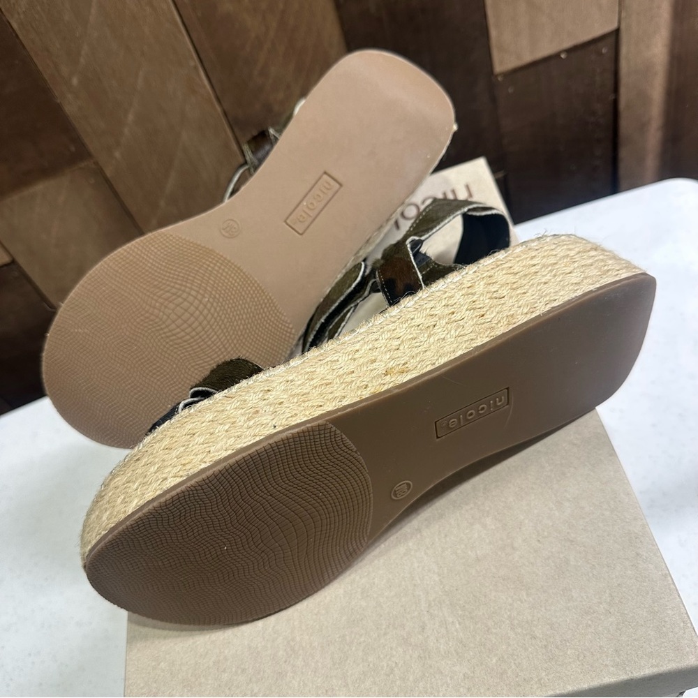 Nicole camouflage strap closure Platform Sandals SIZE 8 brown green tan NEW - Picture 8 of 8